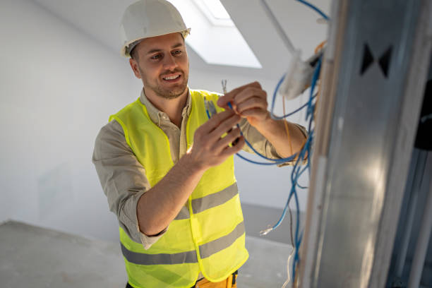 Best Circuit Breaker Repair  in Encinal, TX